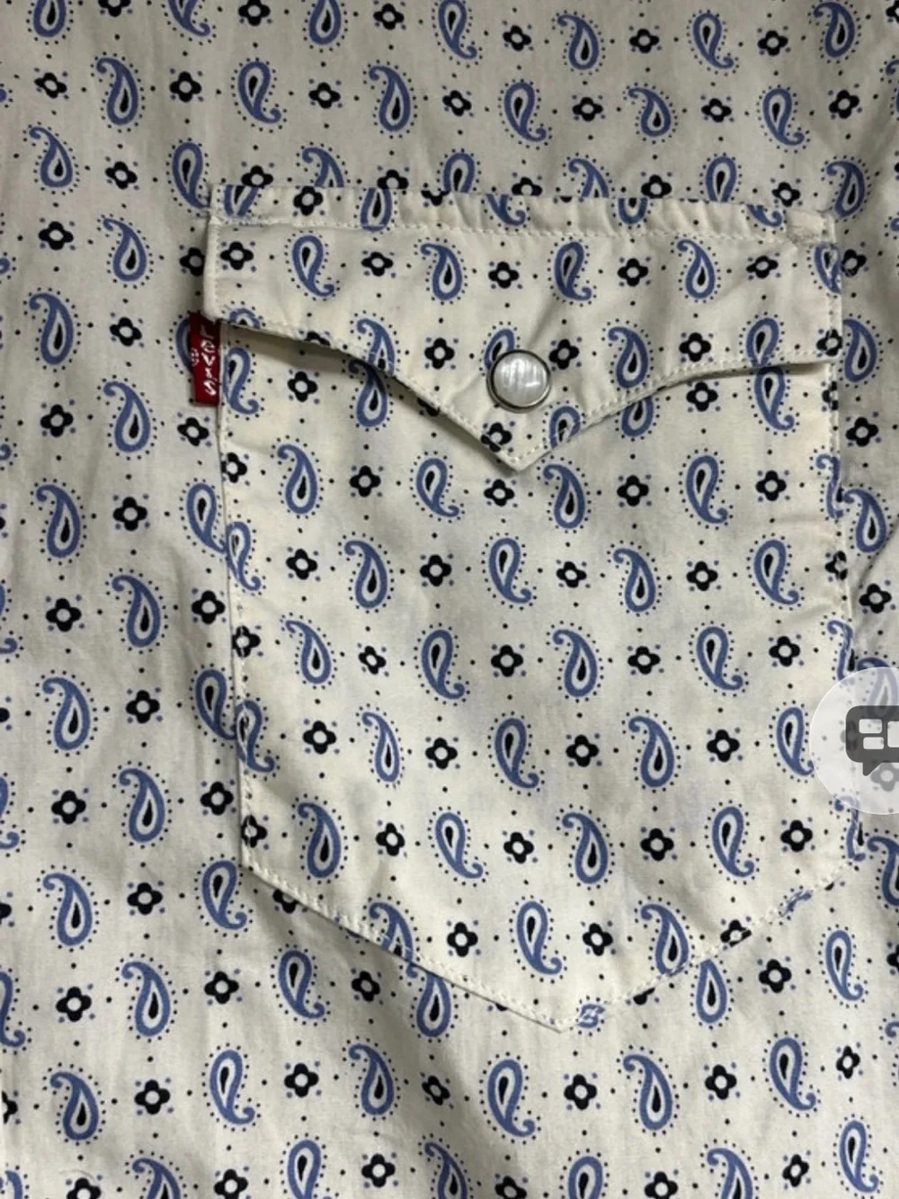 Levi's White Button-Down Shirt with Blue Paisley Print